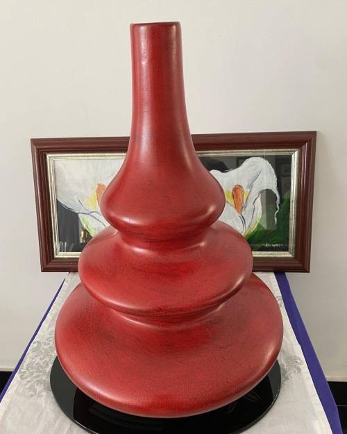 VINTAGE LARGE TALL RED 3 x TIERED CERAMIC DECORATIVE VASE