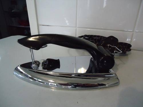ANTIQUE MORPHY-RICHARDS IRON MODEL NO. GW/1 ENGLAND