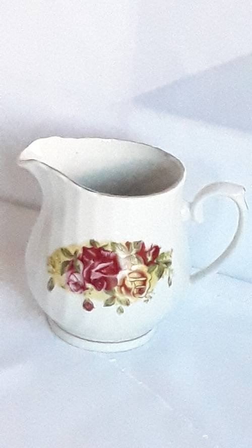 Vintage Elegant China `English Rose` set
