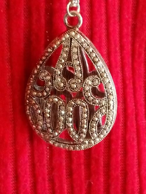 Vintage costume jewelry necklace