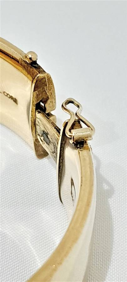 Vintage 9ct Metal Core broad bangle