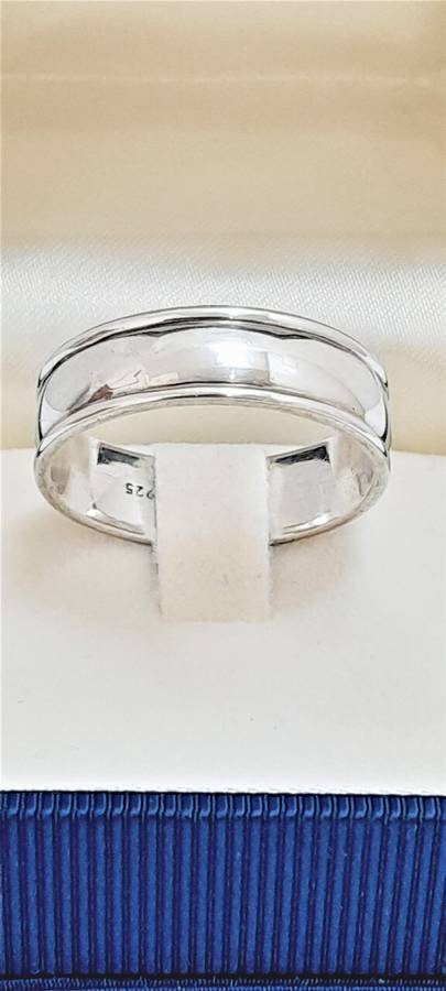 Sterling silver men`s band