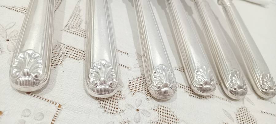 Vintage WM Spilhaus Kings pattern knife sets