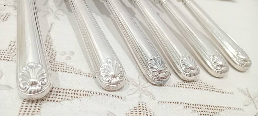 Vintage WM Spilhaus Kings pattern knife sets