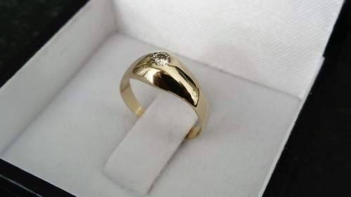 REDUCED STARTING BID - 18ct Yellow Gold Solitaire Diamond Ring