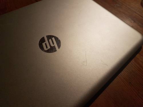 *Cracked Screen* HP ENVY TOUCHSMART 15.6'' ||Intel Quad-Core i7, 8GB RAM, NVIDIA GT 740M, 500GB HDD