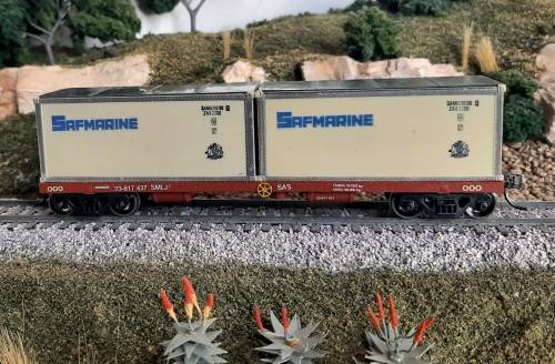 SARM SAR Container wagon with Kadees boxed