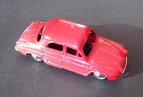 VINTAGE FRENCH MECCANO DINKY NO 24E RENAULT DAUPHINE IN RASPBERRY RED IN NEAR MINT CONDITION