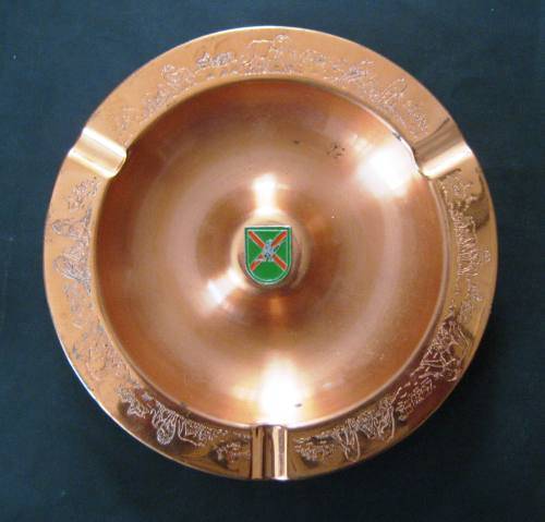 VERY LARGE RED COPPER SOUTH-AFRICAN "COMMANDO" ASHTRAY IN EXCELLENT CONDITION