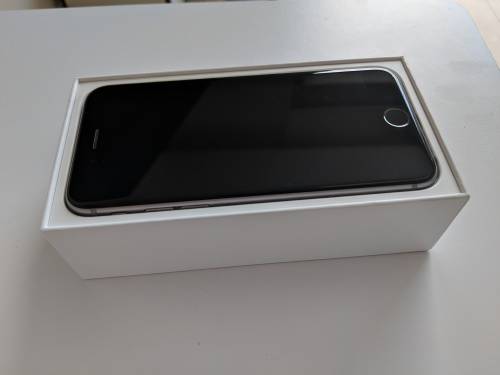 iPhone 6s Silver & Black 64GB