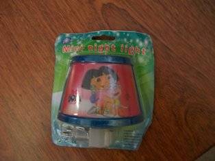 KIDS BEDROOM NIGHT LIGHT -dora