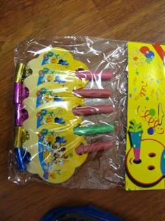 mickey / minnie blow outs kids PARTY blow outs (5 per pack)