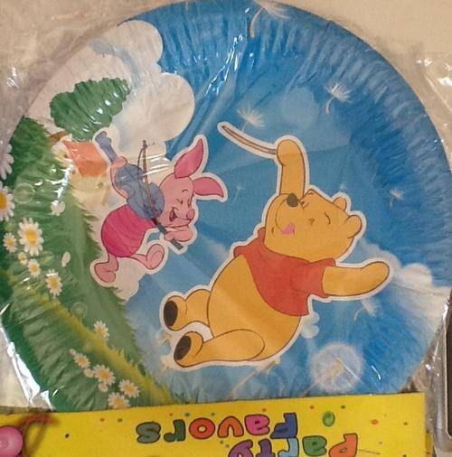 Winnie the pooh kids PARTY BIG PAPER PLATES(10)