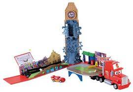 Cars lightning McQueen mega mack raceworld playset - mattel - was R450