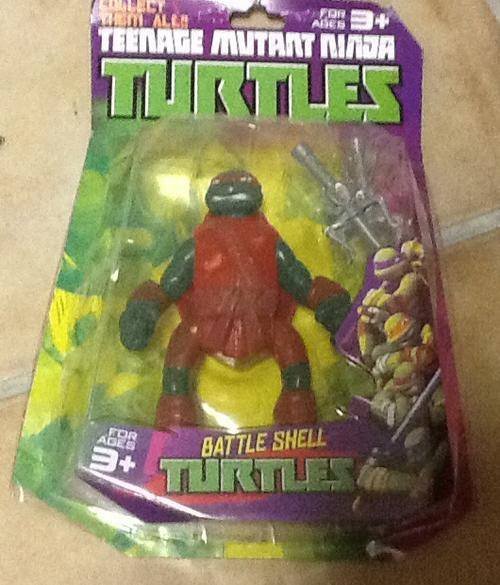 Teenage mutant Ninja turtles moveable plastic figurine 15cm - red - reduced