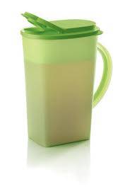 Outdoor dining pitcher / juice jug 3.7L- Tupperware was R140