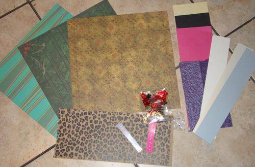 Scrapbook accessories set