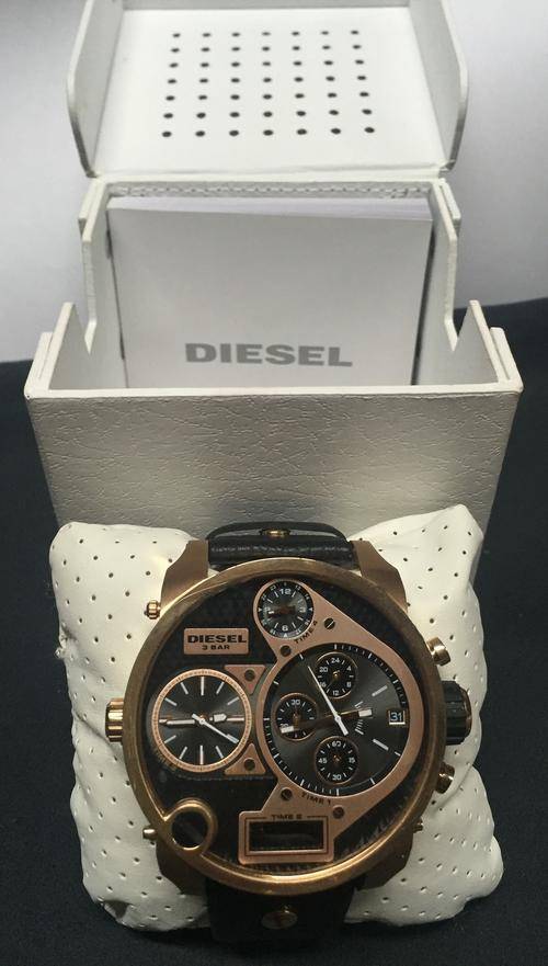 en's Diesel SBA Oversized Big Chronograph Watch DZ726