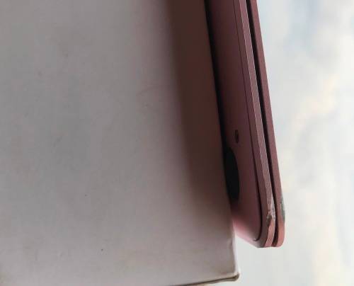 MacBook 12 || Rose Gold || Retina Display || 2016 || 256GB SSD || 8GB Ram || Excellent Condition ||