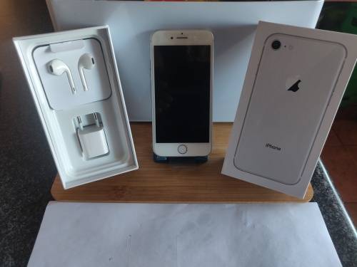 iPhone 8 || 64GB || SILVER || New Opened Box