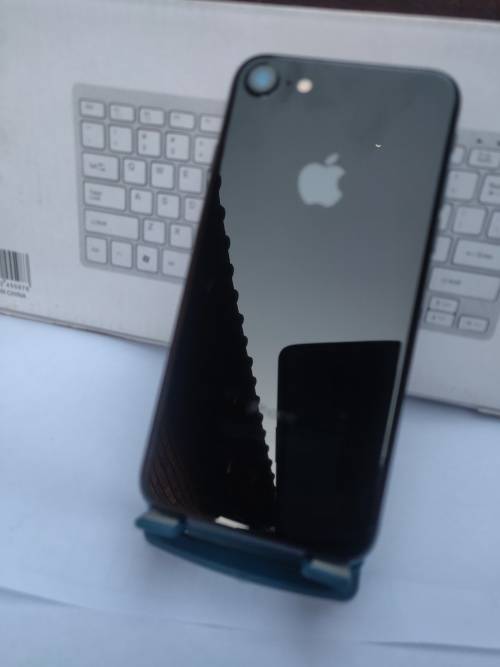 iPhone 7 || 256GB || Jet Black || Excellent Condition