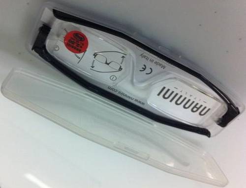 Italy Nannini folding Reading Glasses Compact 1 Black Arms, +2.0 & +2.5