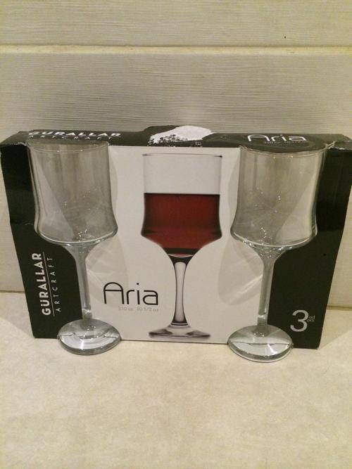 3x stylin' Wine Glasses (340ml)