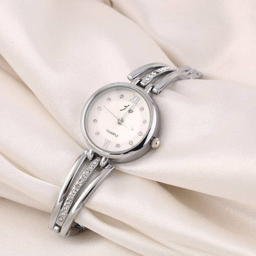 Fashion Luxurious Women's Watch