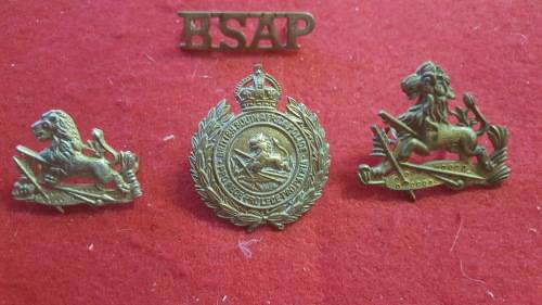 RHODESIA; BSAP CAP/HELMET BADGES/ SHOULDER BADGE