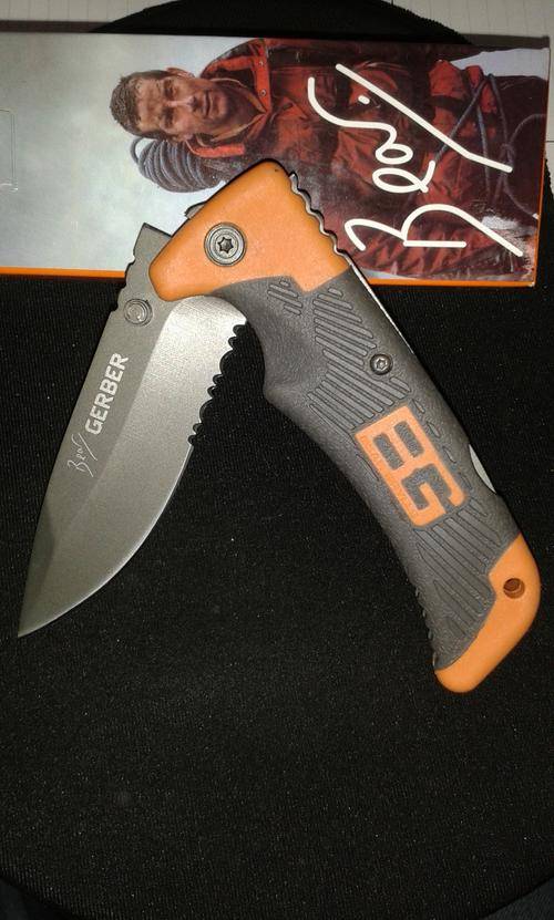BEAR GRYLLS FOLDING SCOUT KNIFE
