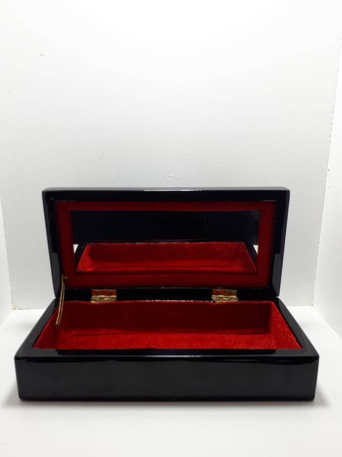 Lacquer Jewellery Box