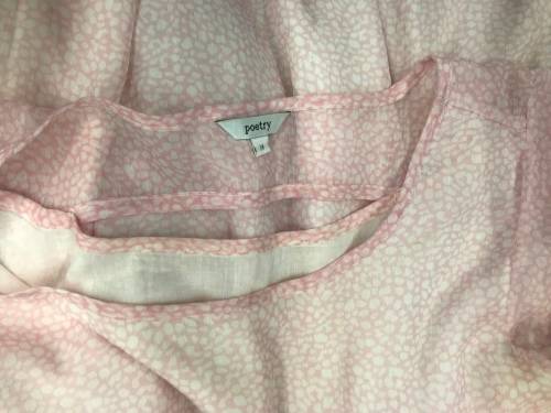 Suits 12-14 / 36-38 pretty vintage look dress by designer Poetry