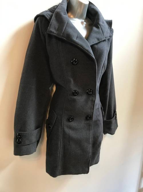 16 / 40 grey coat with hood