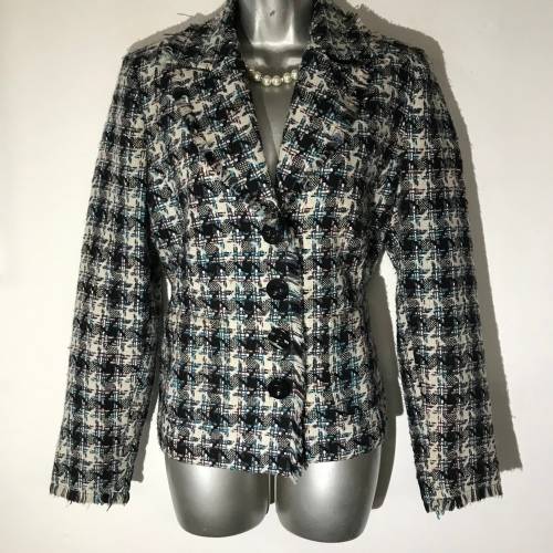 Suits size 36 gorgeous button up jacket