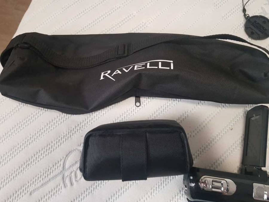 Digital Camera with tripod