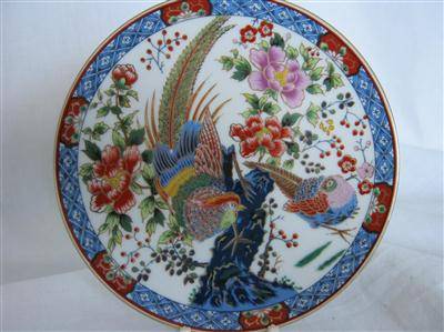 IMARI PLATE...16cm ACROSS...