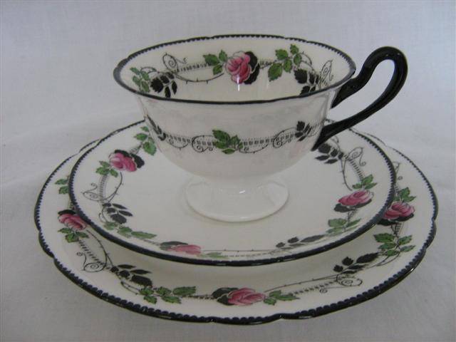SHELLY TRIO ( PATTERN No 11190 )