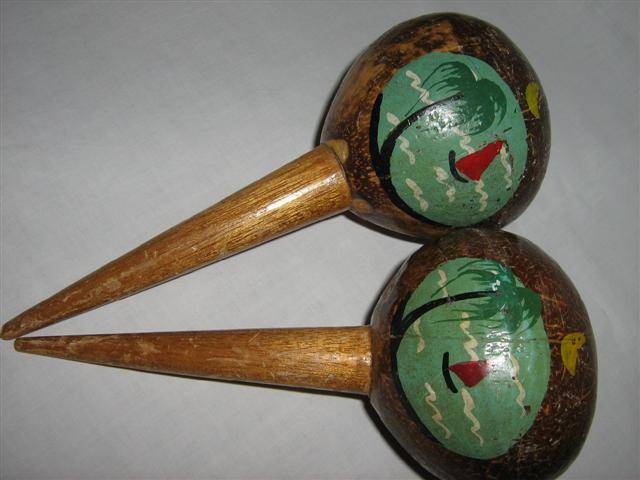 PAIR OF MUSIC SHAKERS..
