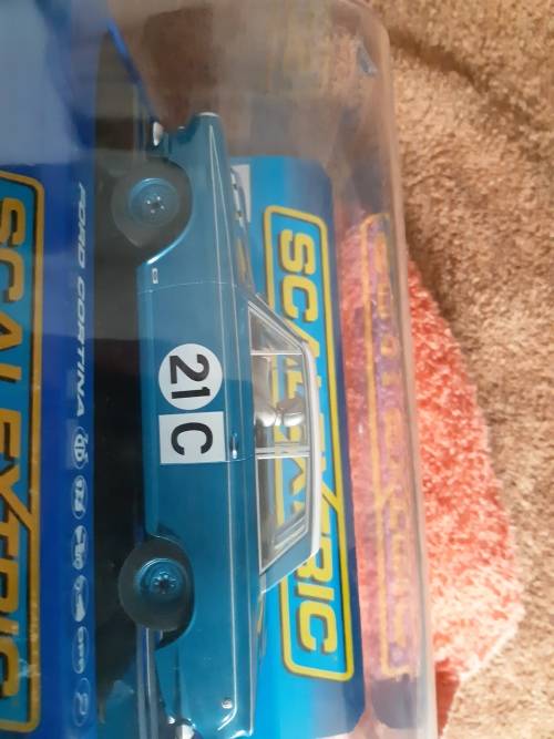 SCALEXTRIC FORD CORTINA