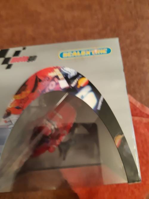 SCALEXTRIC MOTOGP DUCATTI