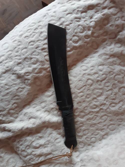 RAMBO KNIFE SIGNED LIMTED NO 3088 OF 10000