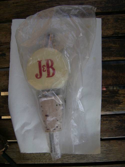 Vintage spirit pourer: J & B   (material: ceramic + metal parts)(new)