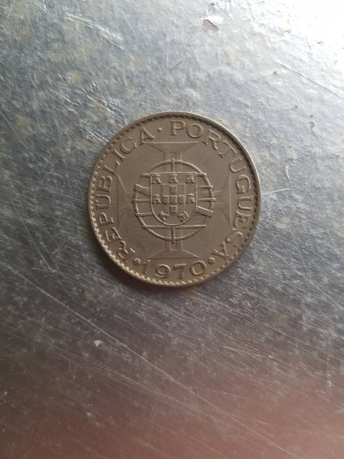 Mozambique  10 Es       1970
