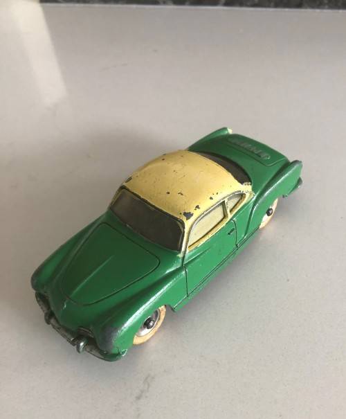 MECCANO DINKY TOYS VOLKSWAGEN KARMANN GHIA COUPE