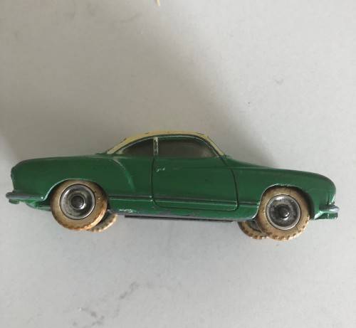 MECCANO DINKY TOYS VOLKSWAGEN KARMANN GHIA COUPE