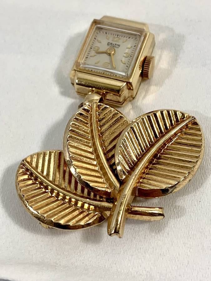 Beautiful Rolled Gold 17 Jewels Mechanical  Brooch Watch