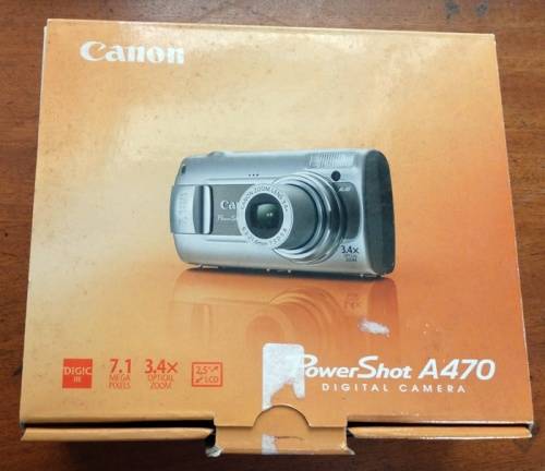 Canon Powershot Auto 7-1 Megapixel Camera Almost New