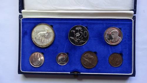 ##  4 Proof sets for 1 bid ##  1967 1968 1974 1987 twin set