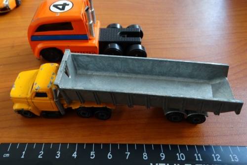 Maisto Truck and Trailer