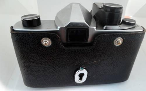 Yasica J-R Slr 50 camera with 1-200mm Telescopic Lense